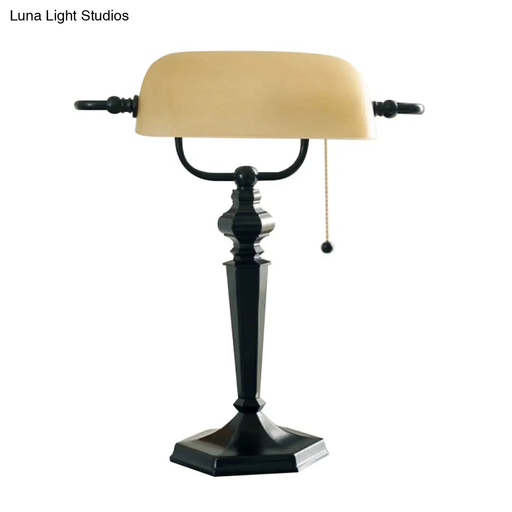 Traditional Black/Brass Finish Metal Desk Lamp With Pull Chain 1 Light Tan Glass Shade