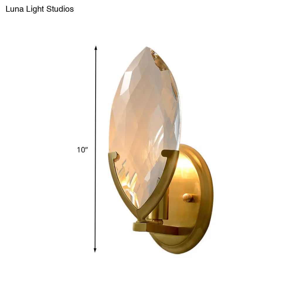 Traditional Gold Wall Sconce With Crystal Block Design - Oval Living Room Light