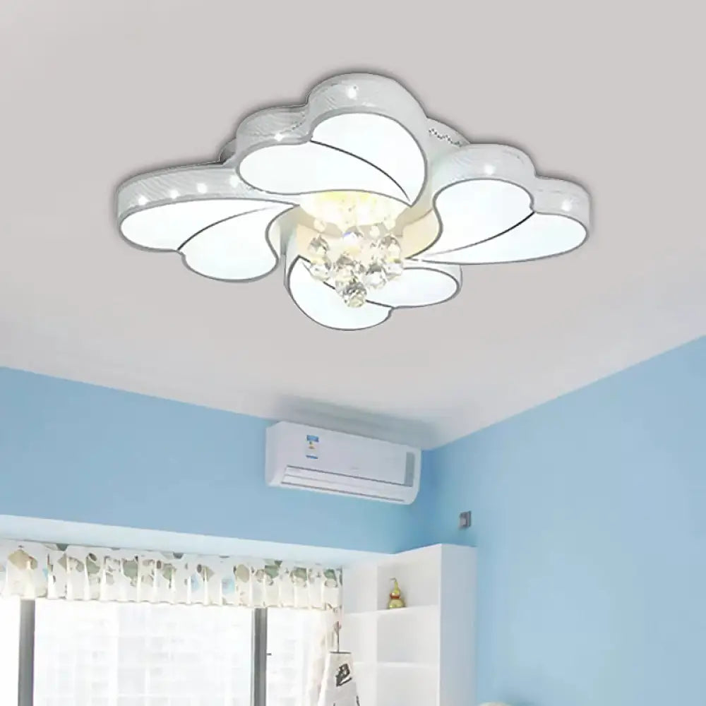 Vintage Crystal Ball Led Ceiling Lamp - Chic Heart Design Bedroom Décor White