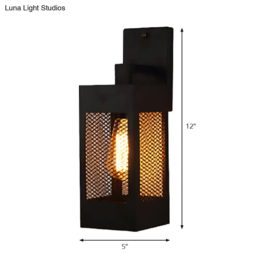 Vintage-Style Indoor Wall Sconce Light With Mesh Metal Shade - Black