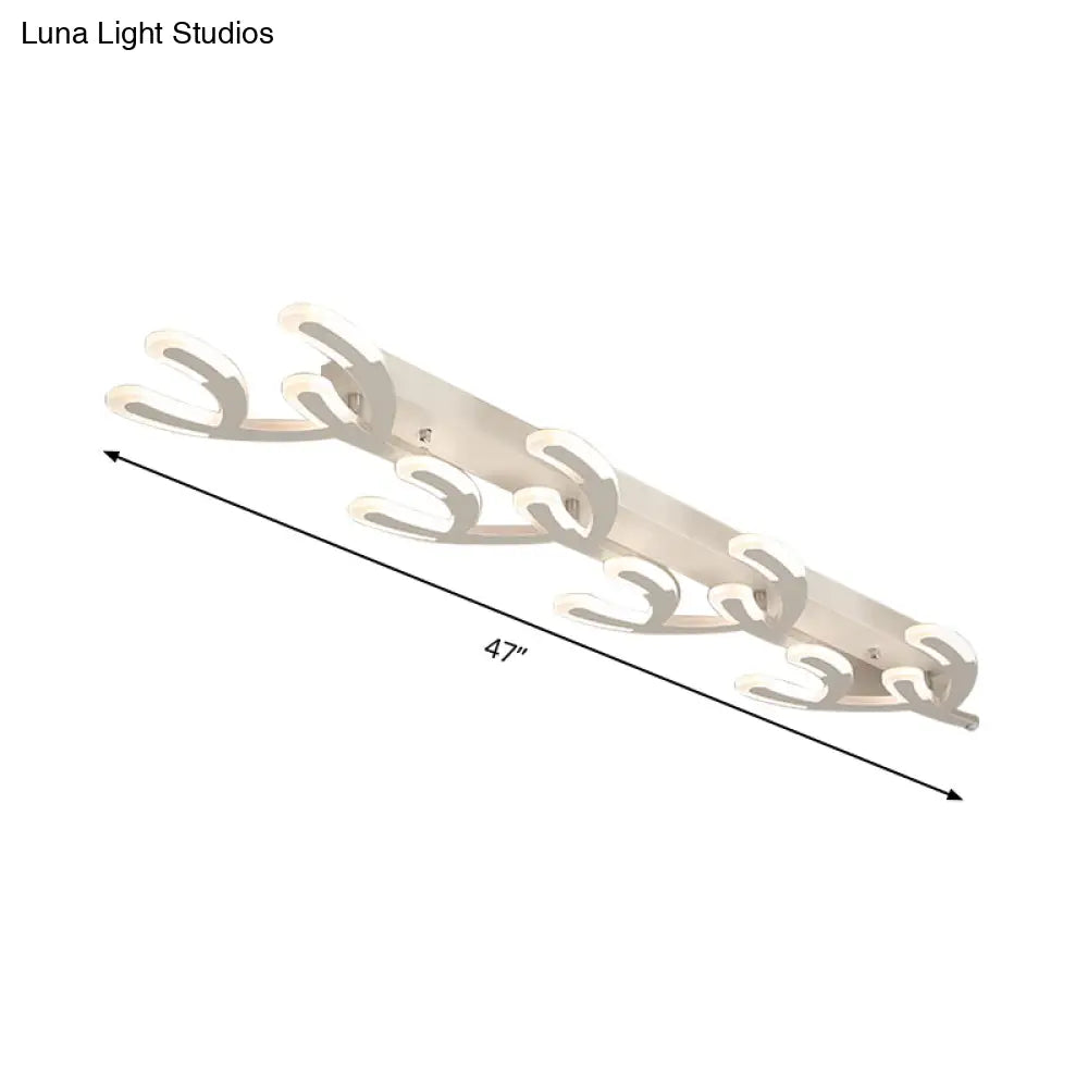 White Acrylic Led Coral Flush Mount Lamp - Minimalist 4/5 - Head Ceiling Lighting For Living Room