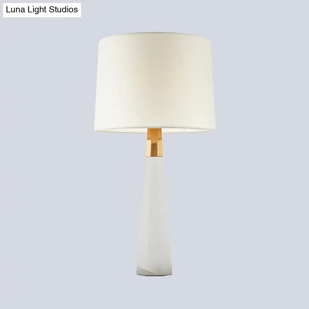 White Modern Conical Shade Desk Lamp With 1 Bulb For Bedroom