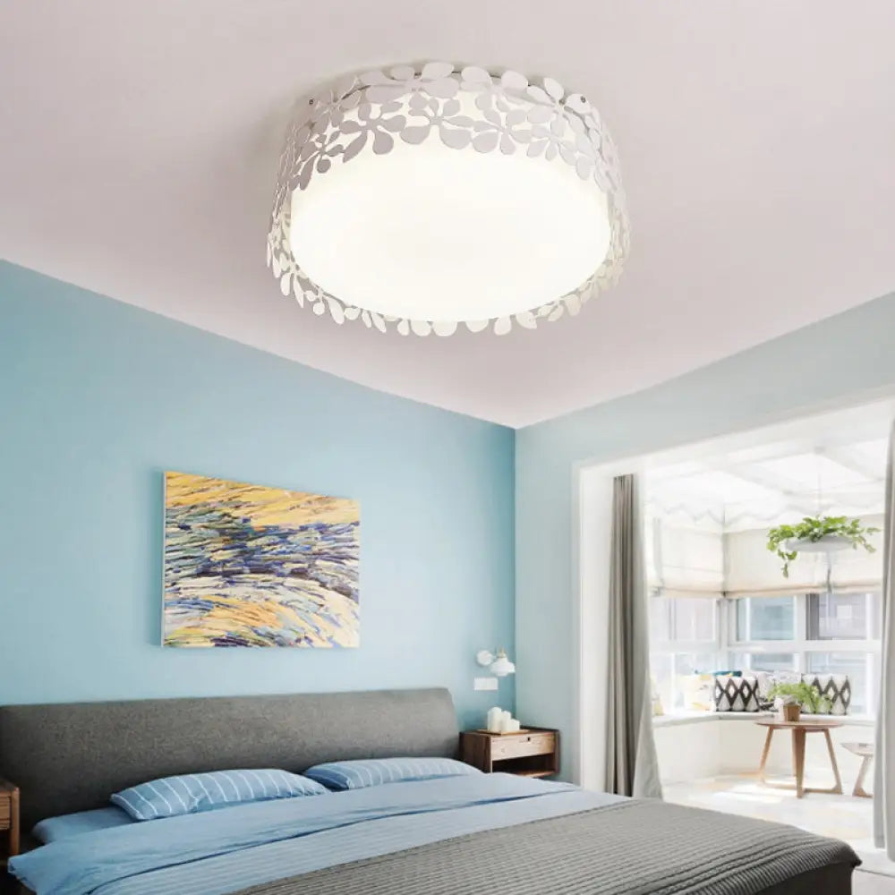 White Nordic Acrylic Flushmount Light For Circle Kid Bedroom Ceiling / 18’ Third Gear